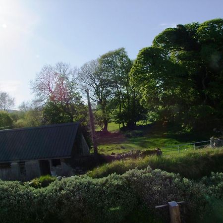 Glendalough Scenery Farmhouse Roundwood Extérieur photo