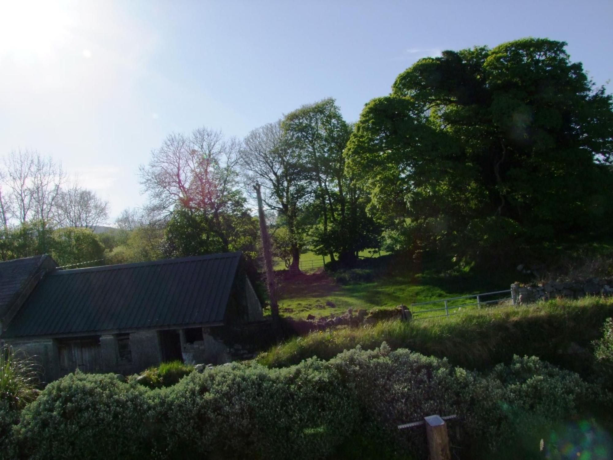 Glendalough Scenery Farmhouse Roundwood Extérieur photo